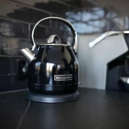 Apartament Supeluse-strassel With Gated Parking Parnawa