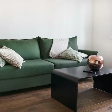 Supeluse-strassel With Gated Parking Apartament